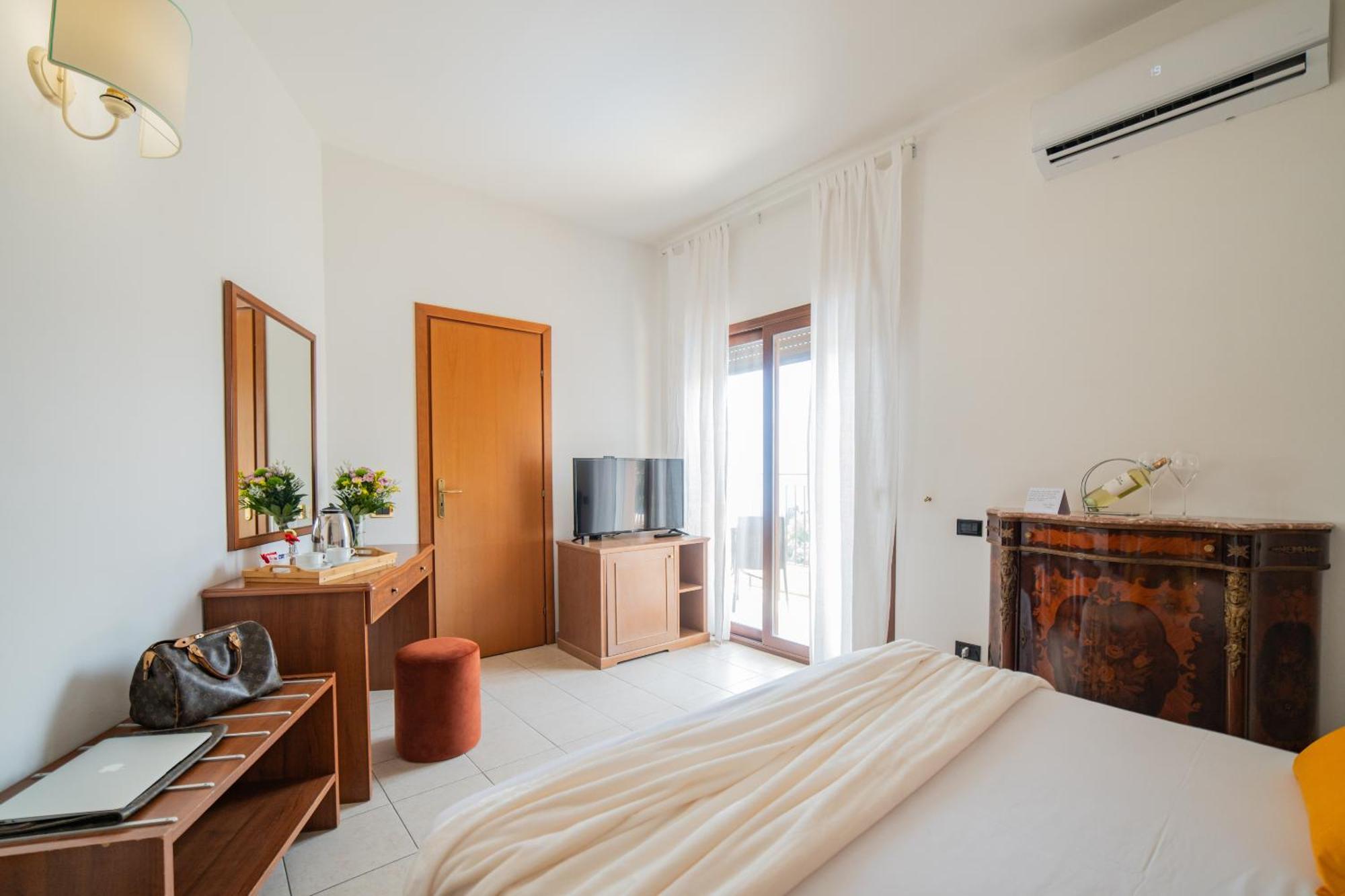 Bed and Breakfast Casa Pertosa Taormina Exterior foto